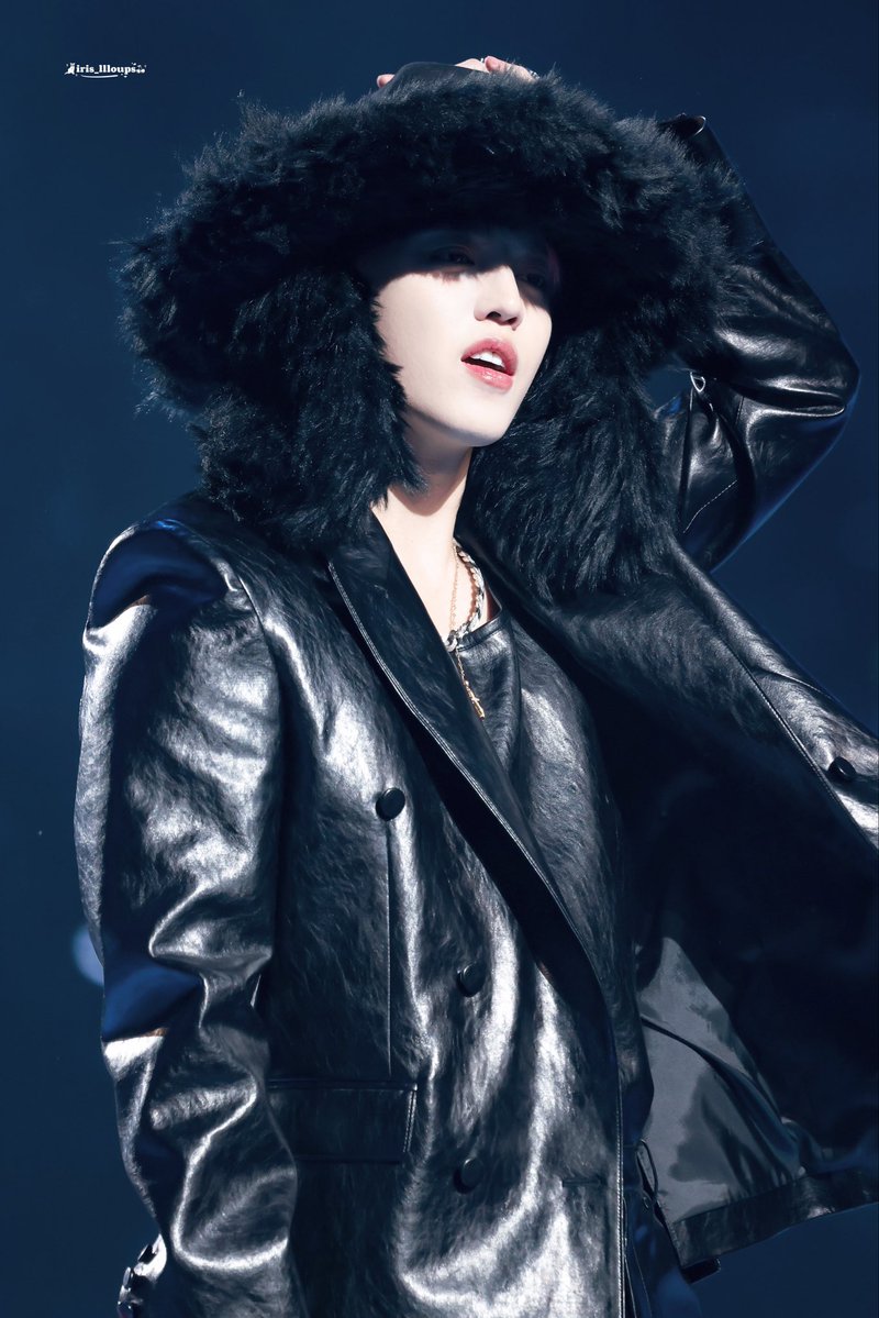 Irisllloups's tweet image. 260124 CXM LIVEPARTY IN INCHEON D2
Black🖤

#에스쿱스 #SCOUPS 
#승철 #세븐틴
#SEVENTEEN #CxM