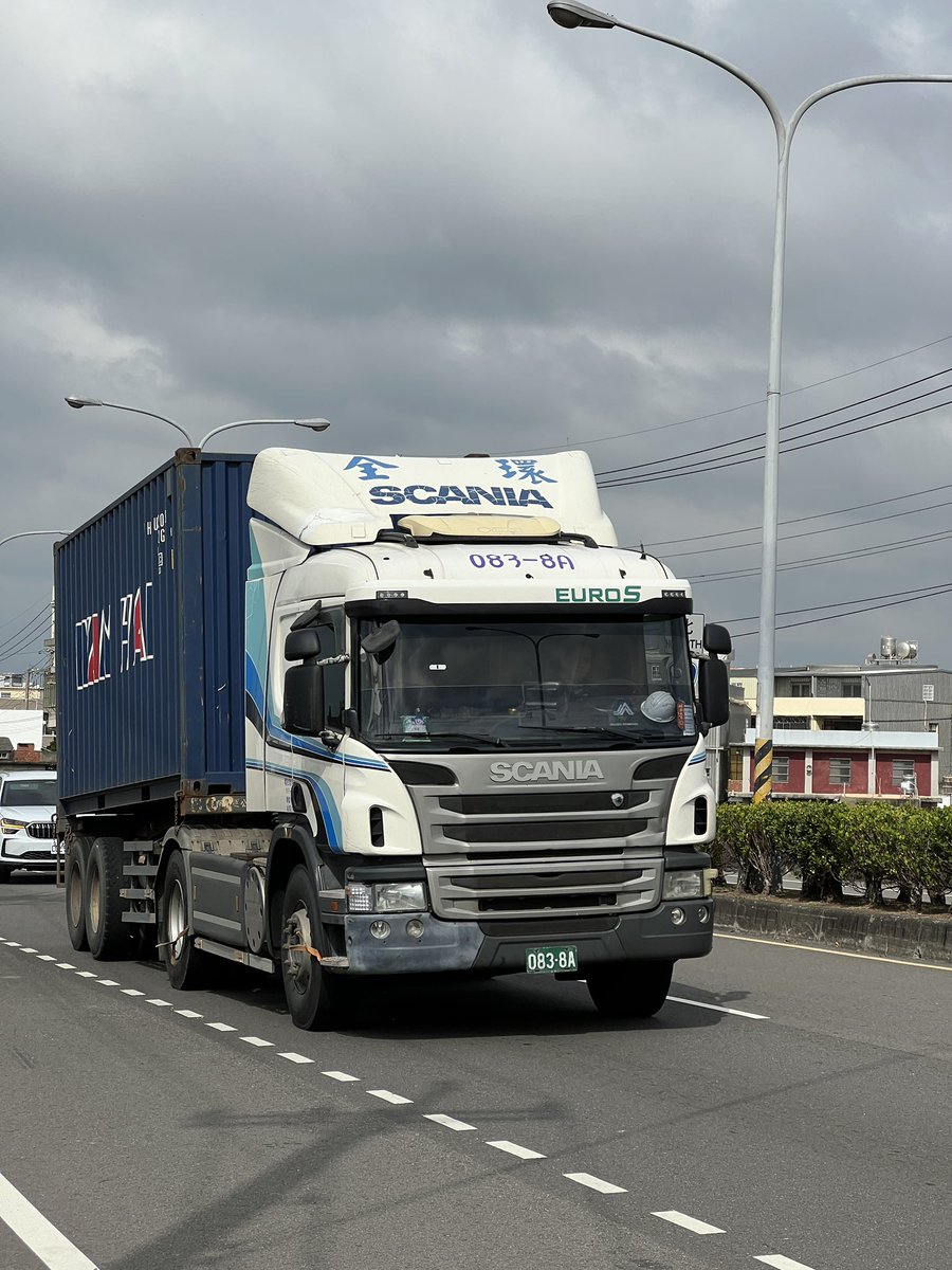 澳门同城上门《徽236-673-001》学模空明星洋酒快速送达.whf