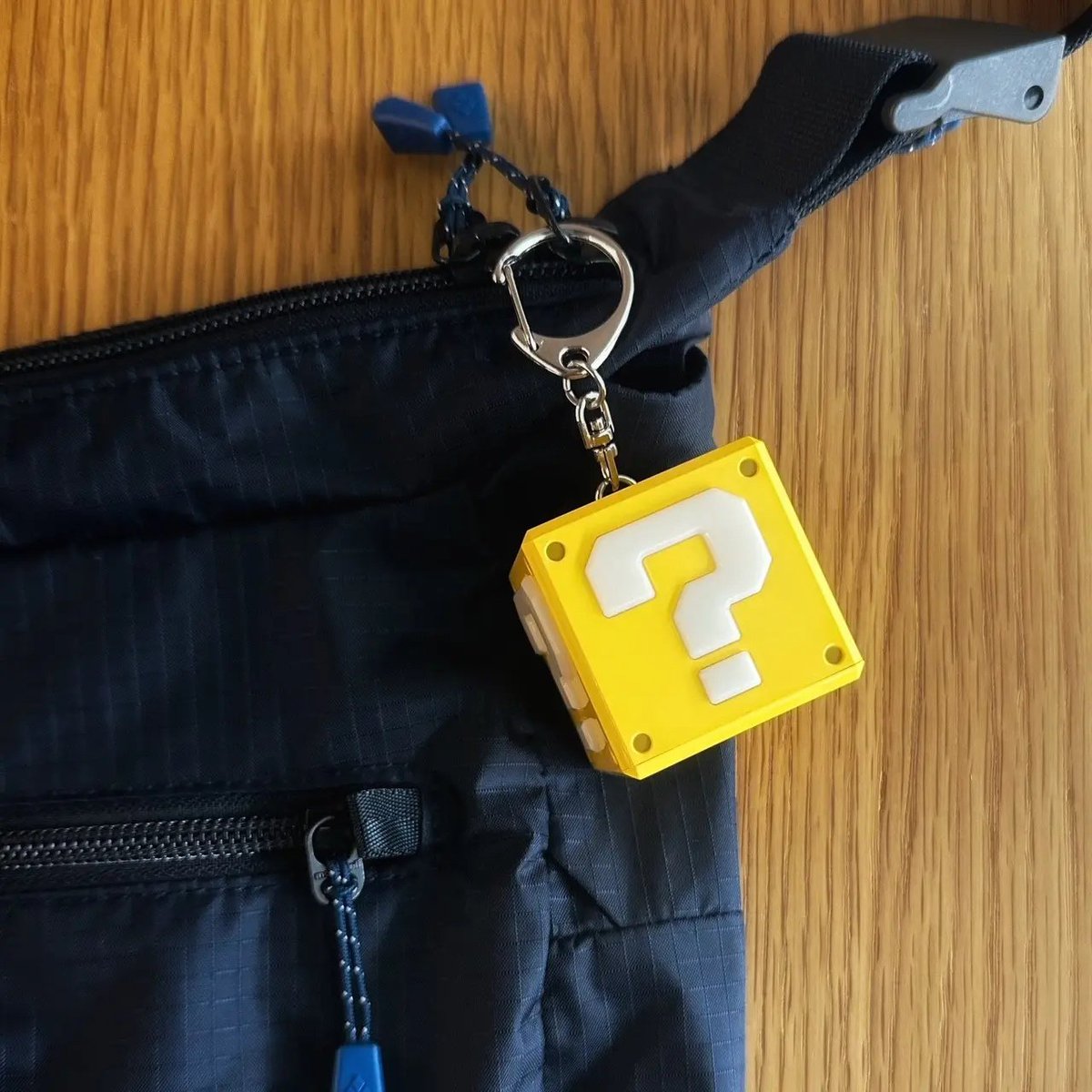 スーパーマリオのハテナブロックが、台湾の交通系ICカードになりました。効果音も出ます。本日予約開始、2月13日から任天堂のショップ（新光三越A11）で販売予定とのこと。