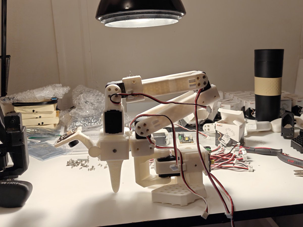 Ansel Dias tweet media