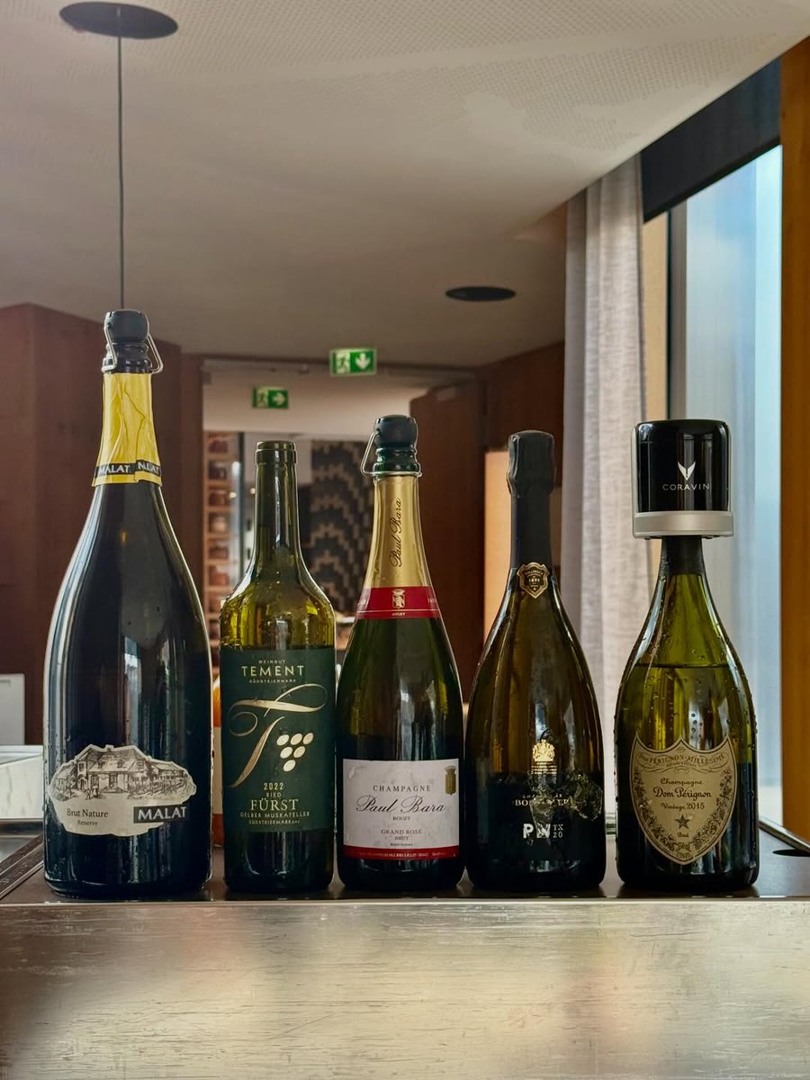 JeannieChoLee's tweet image. Really enjoyed the wines being poured by the glass at Steirereck Stadtpark paired with their fabulous, impeccable Viennese dishes — the bread and cheese trolleys are along the most impressive I have ever seen!

#vienna #gastronomy #foodandwine #wine #austrianwine