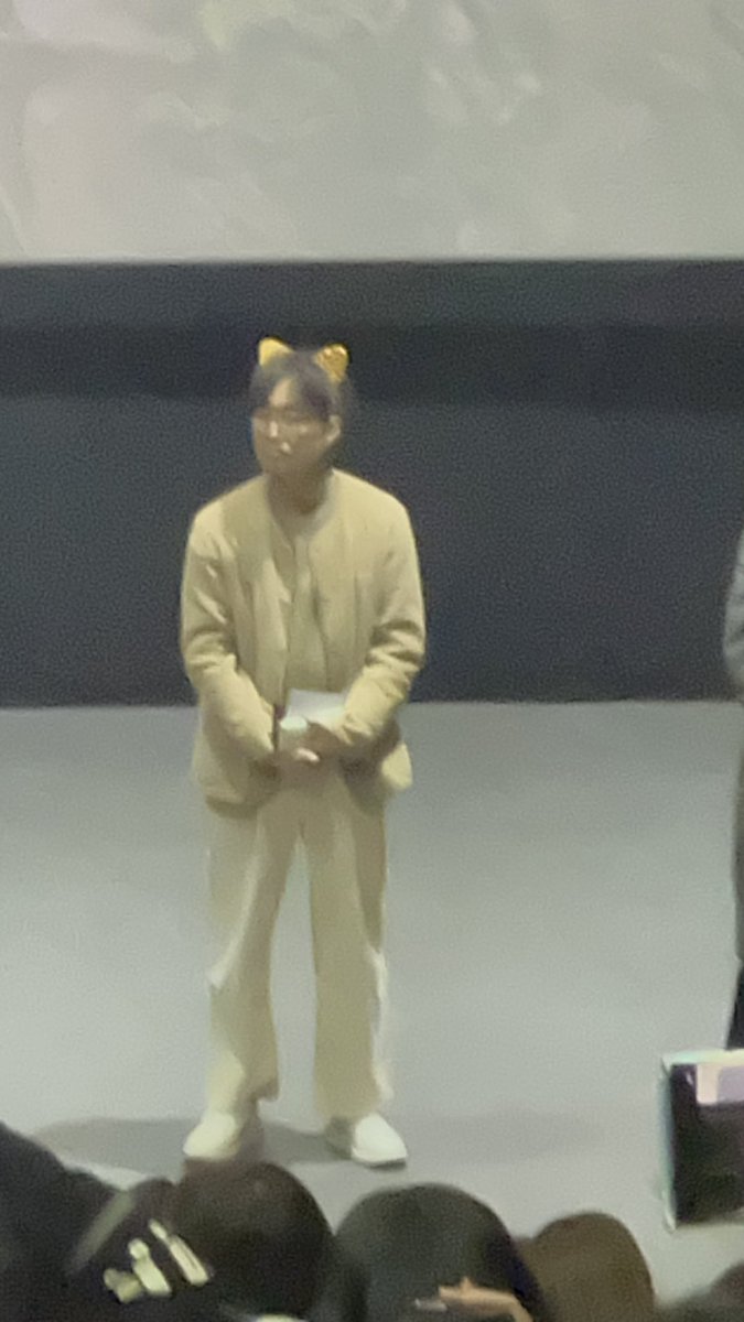 너네가도돌이표면난피네 tweet media