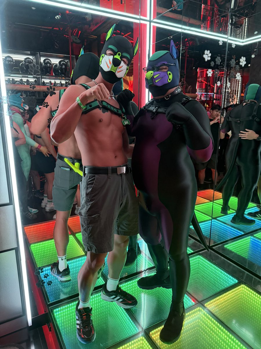 noobz_pie's tweet photo. Meet so many cool puppies today!!
🟢@Doggie_SilVer 
🐶@Tumpx_ 
📍@500cafebangkok https://t.co/HRfpMaDZ7k