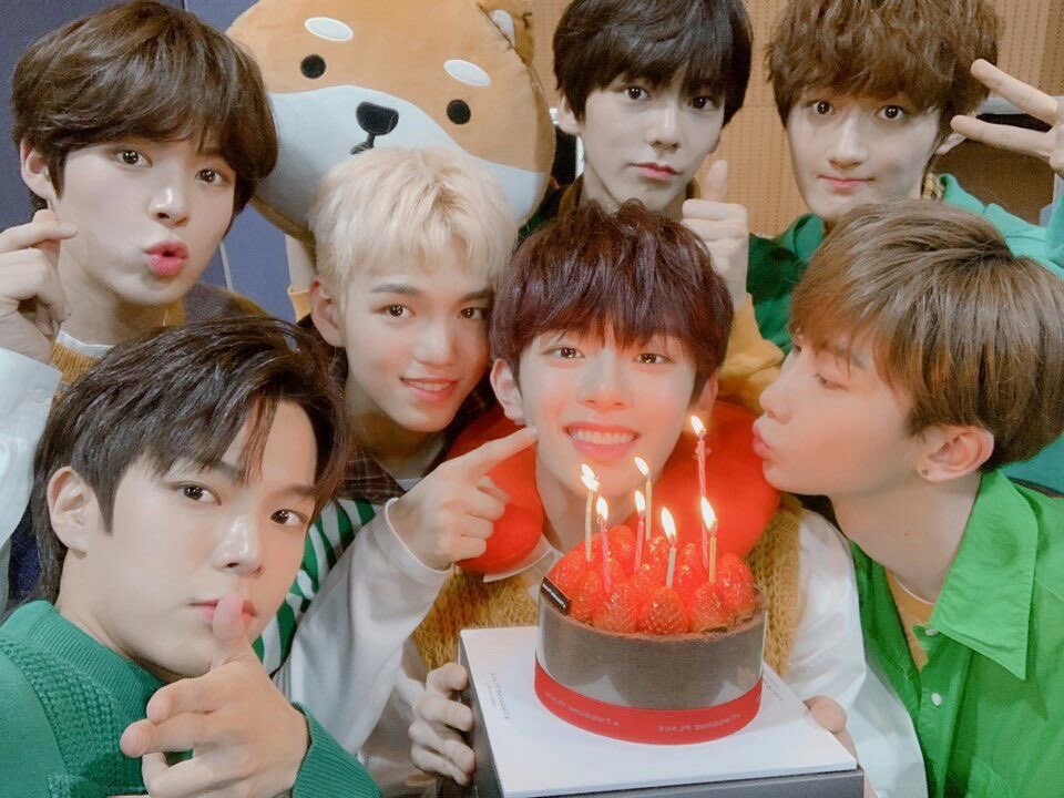 yovrme's tweet image. 깡아지 생일 축하해 생일뿐만 아니라 앞으로의 모든 날들이 생일처럼 특별한 나날이길, 매일이 웃을 이유 하나쯤은 꼭 있는 하루하루로 보내길 바라 ◛⁺⑅♡

#찬란하게_빛날_강민이의_스물넷
#HAPPY_KANGMIN_DAY