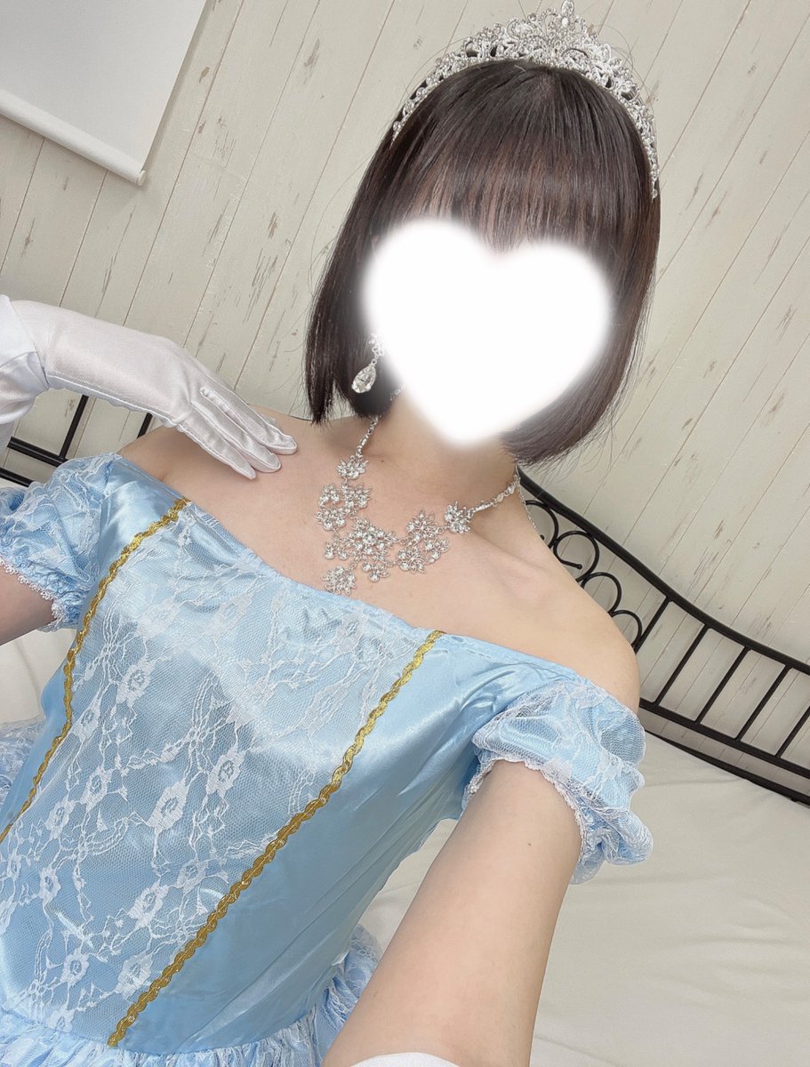 7se_ram's tweet photo. こんばんは🌙
いつの間にかこんな時間になっちゃってた😆

今日も素敵な時間を過ごせて幸せでした✨
シンデレラのコスプレがとっても可愛くて🩵
お姫様になれて嬉しかったな👑

明日は珍しく午前の部です☀️
会いに来てくれるのとっても楽しみに待ってます🥰🎶 https://t.co/5FvvWpAPYw