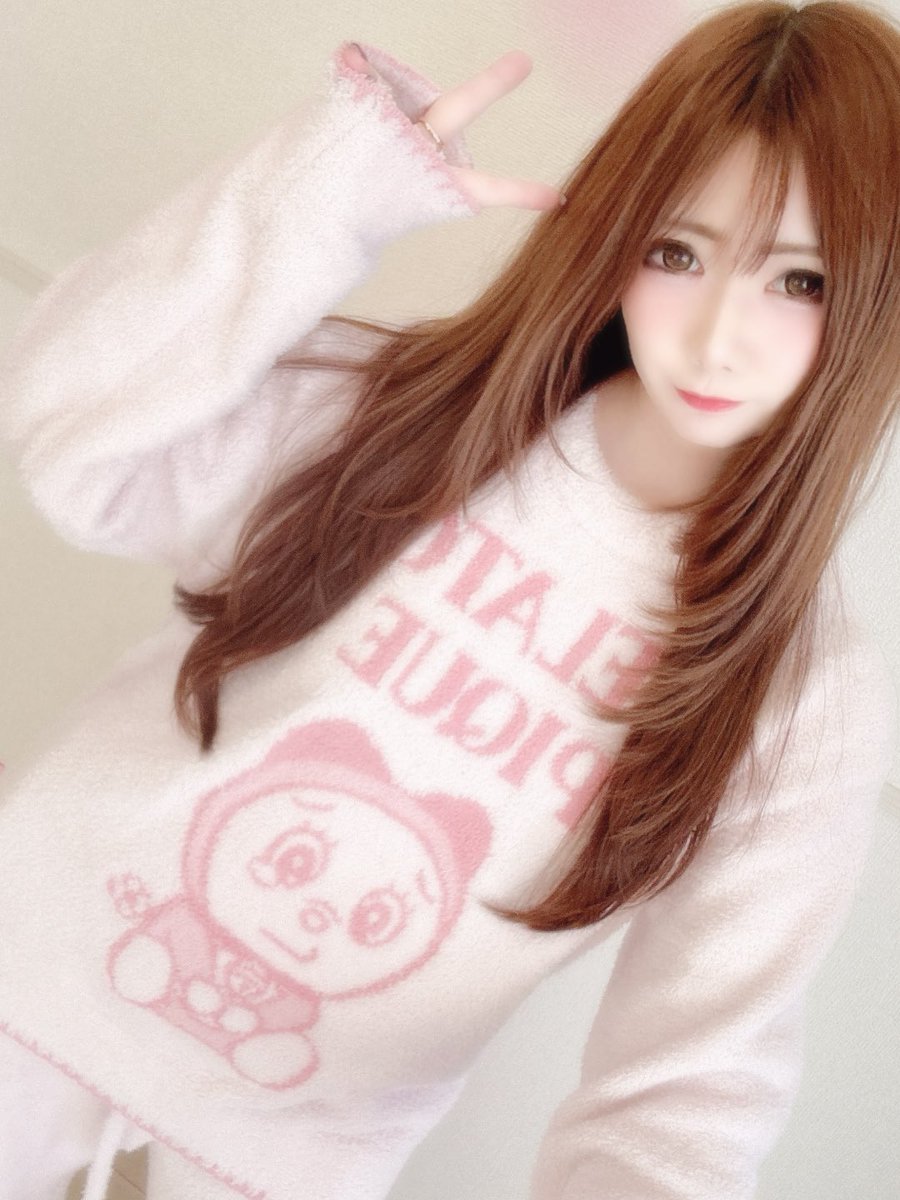 siroi_ren's tweet photo. おれんじさんからほしいも、ジェラピケのどらみちゃんパジャマもらった(* ॑꒳ ॑🫶🏻)💓
最近寒かったからぬくぬくだし
めっちゃかわいい⸜(* ॑˘ ॑* )⸝
ありがとう👼🏻♡
#自撮り界隈
#ジェラートピケ
#ジェラピケ https://t.co/xHCiQqzBtA