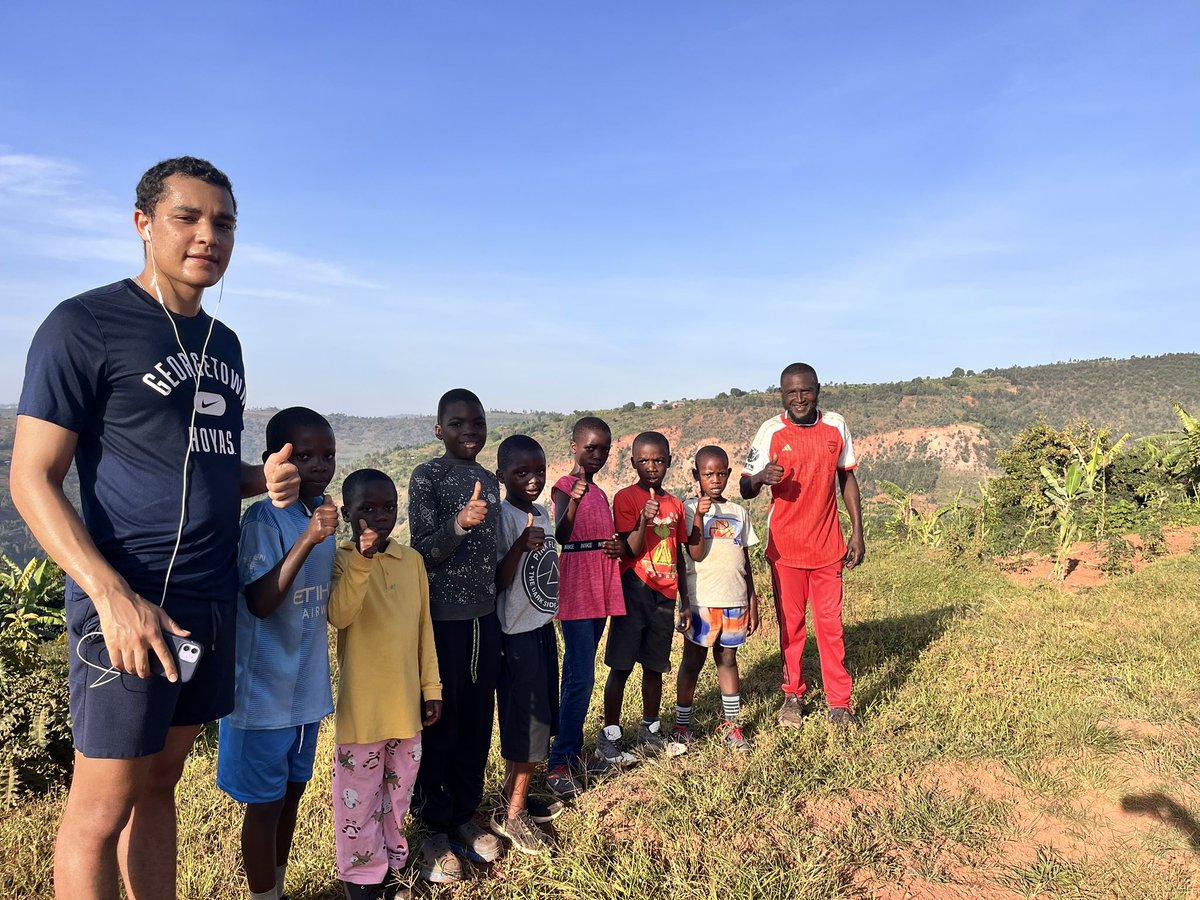 EugeneU's tweet photo. Getting inspiration from the young and pushing limits with them. #stayhealthy #running #Rwanda https://t.co/6hXEODOMQ1