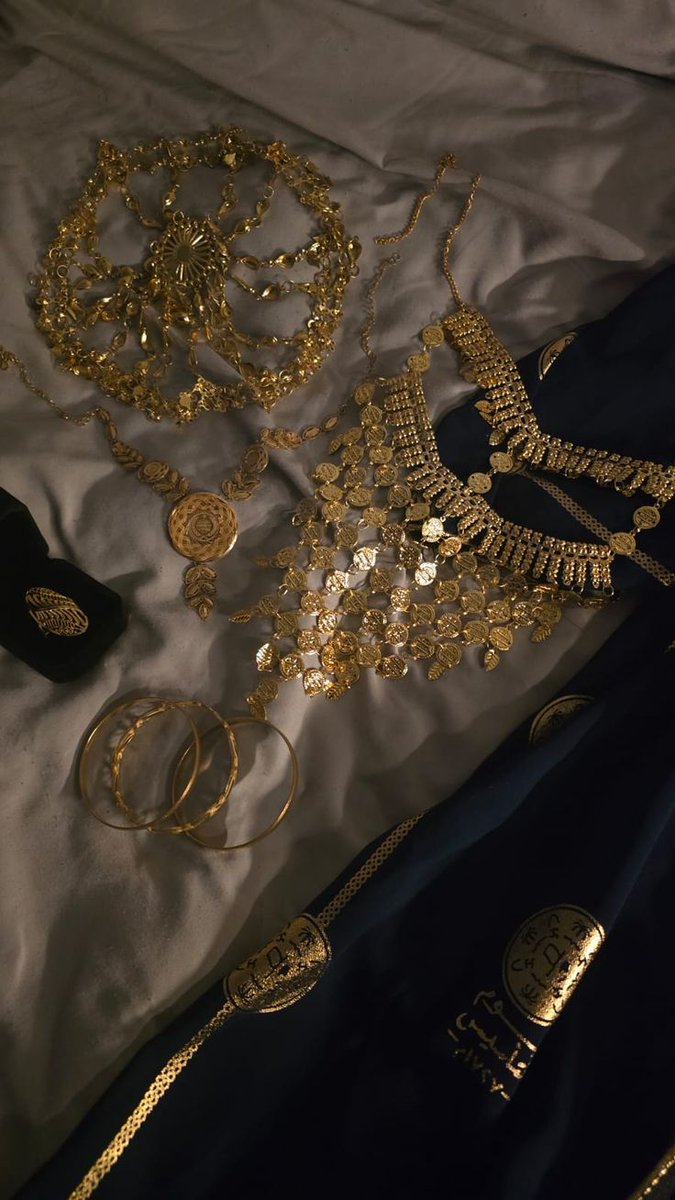 Beauty ✨ (@outfit_luxy) on Twitter photo 