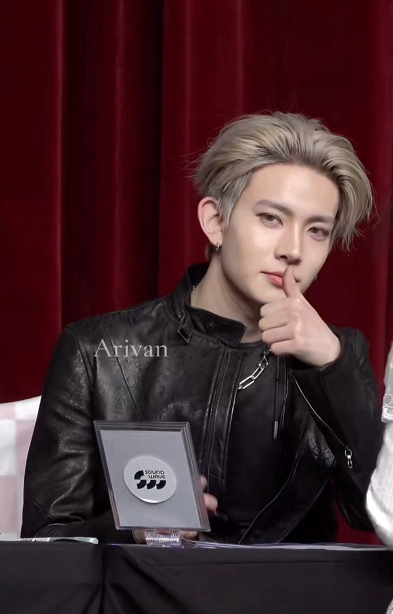 Arivan1015 tweet media