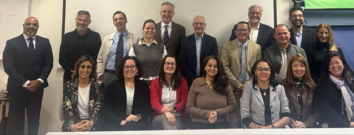 Universidad APEC tweet media