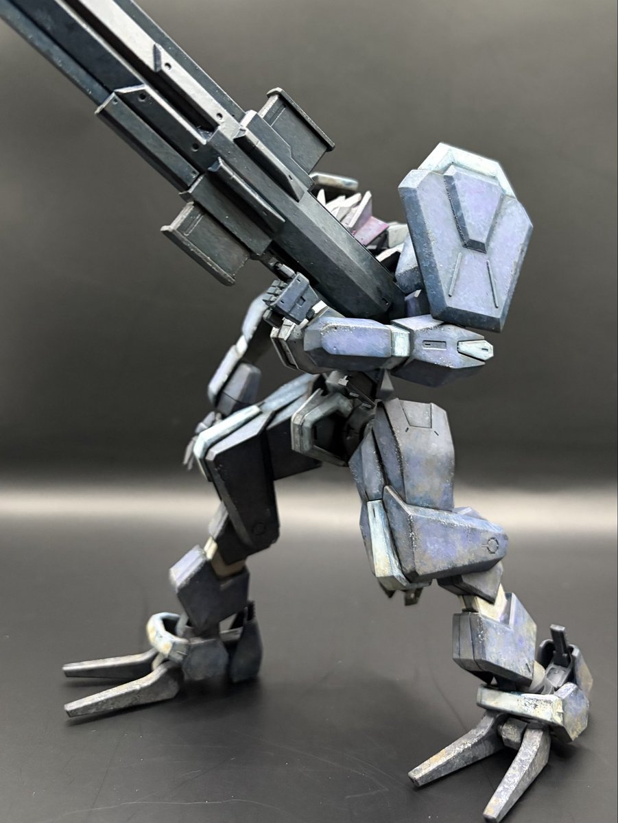 HG 1/72 境界戦機 メイレスジョウガン改
頭部をちょっとだけ変えてカラーリングをワントーンにしました。
#境界戦機 #handpainted #メイレスジョウガン