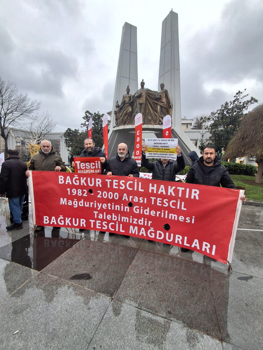 <a href="/BAGKURDERNEGI/">(BAĞ-DER) BAĞKUR VE EMEKLİLERİ DERNEĞİ</a> 🏅 Ahilik onuru esnafındır! Bağ-Kur tescil onuru kırıyor. 2000 öncesi haklar Geçici 18. maddeyle yeniyor. İade! <a href="/MvDrHasanArslan/">Dr. Hasan Arslan</a> <a href="/MvSuleymanOzgun/">Süleyman Özgün🇹🇷</a> <a href="/mvalitemur/">Ali TEMÜR</a> 
<a href="/RTErdogan/">Recep Tayyip Erdoğan</a> <a href="/Akparti/">AK Parti</a> <a href="/herkesicinCHP/">CHP 🇹🇷</a> <a href="/isikhanvedat/">Prof. Dr. Vedat Işıkhan</a> <a href="/TBMMresmi/">TBMM</a> 

#BağKurTescilMağdurları #EsnafHakİstiyor #AhilikHaftası