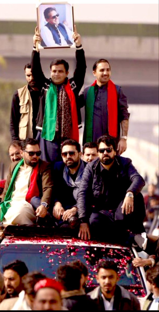 ShahidkhattakSk's tweet photo. عمران احمد خان نیازی https://t.co/eKjGj5r8bZ