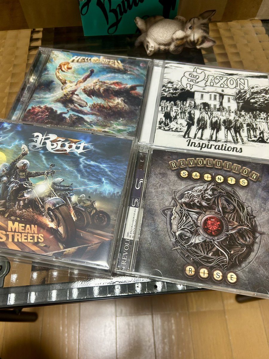 Hi, guys.
I listened to these CDs on January 24th, 2026.

Giants &amp; Monsters / Helloween🎃
#MichaelKiske
Inspirations / Saxon
#NigelGlockler
Mean Streets / Riot V
#MikeFlyntz

#Rise / Revolution Saints

Megadeth album hasn't arrived yet.
Is it because my house is in contryside?😭