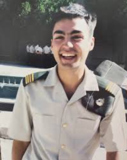 TurkishCentury's tweet image. 💥 Did you know Türkiye's #OZOK #grenade was designed by a martyred Lieutenant?

Lt. Ozan Olgu Köreke's meticulous technical drawings were found AFTER his death. Impressed by their quality, #firearms firm #MKE decided to manufacture it after permission from MoD &amp;amp; his family. 🇹🇷