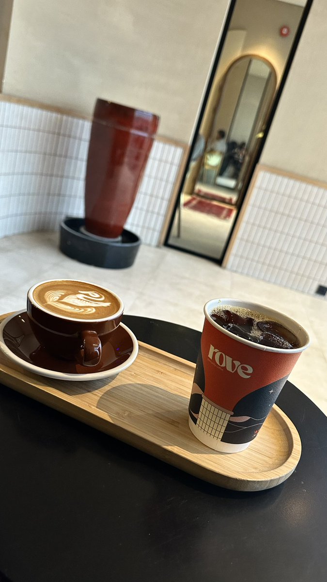 _ea04's tweet image. قهوة السبت✨
