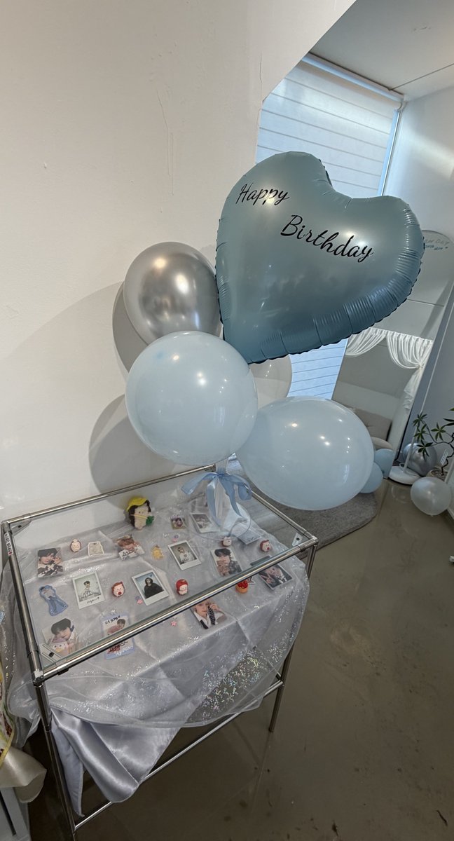 01_s24's tweet photo. 🎂🧡
#AYDEN #에이든 #EPEX #이펙스
#Light_on_the_WinterGleam https://t.co/mwlnuS76dj