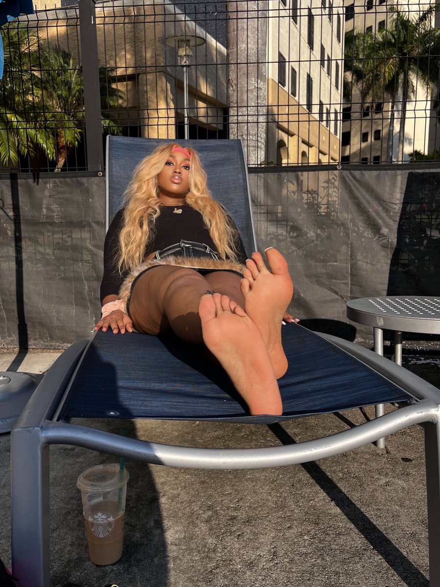 Princess Chloe tweet media