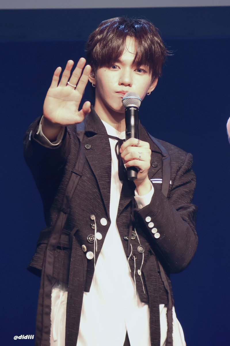 didiii_🧡 tweet media