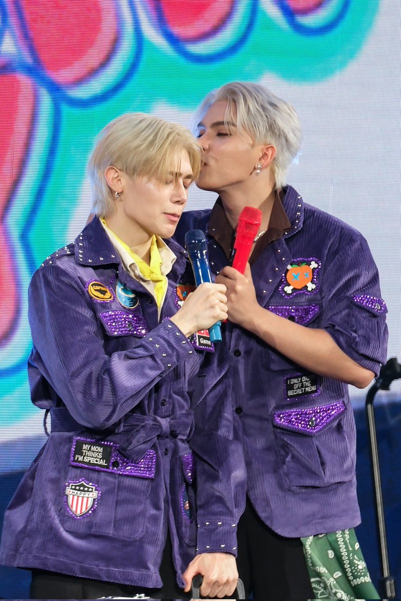 Muaymuay33's tweet image. HBDนะคับพี่พีทท 

PEATCHY WITH PEAT
#PEATCHYDAY