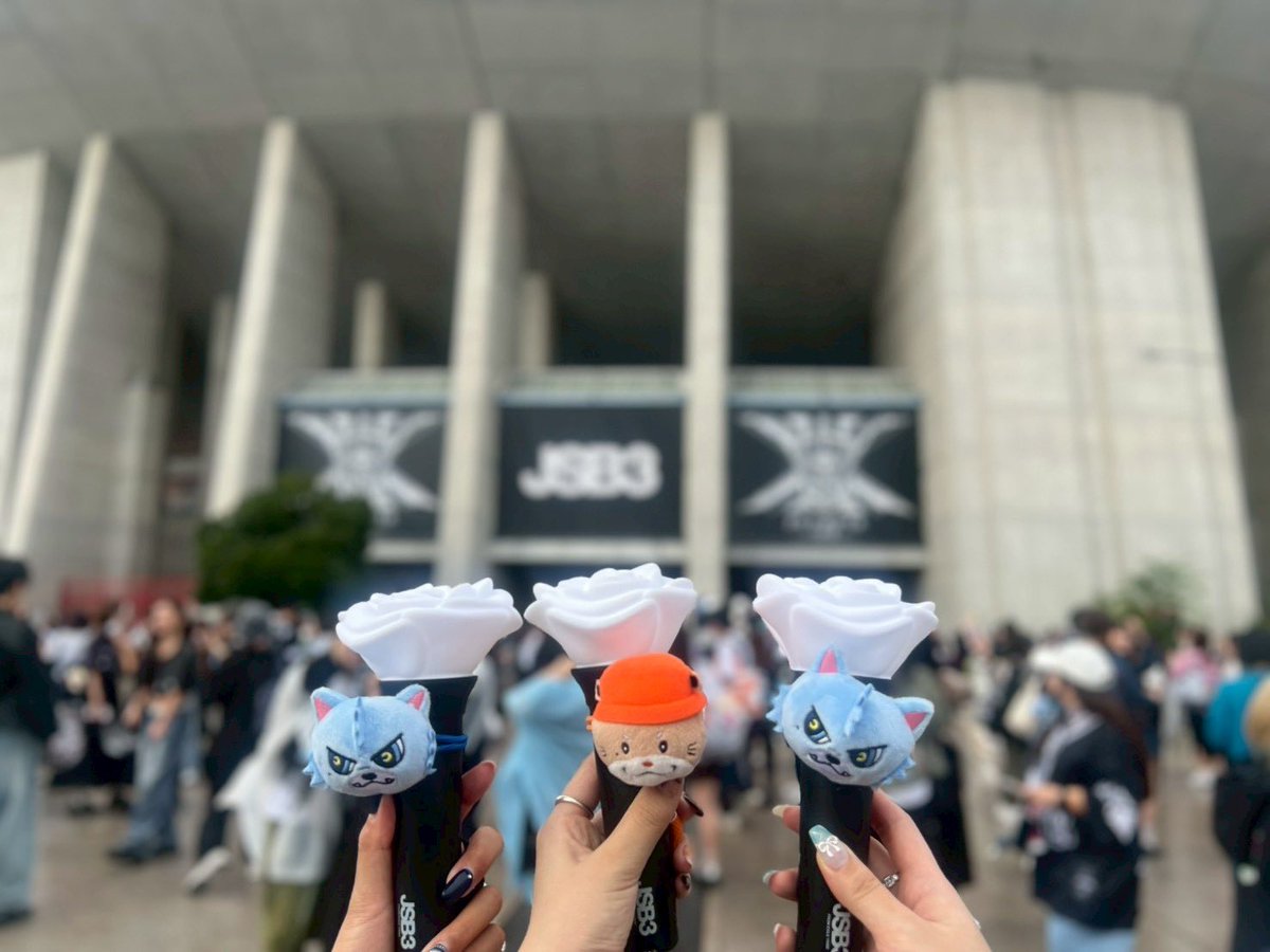 jspglv__'s tweet photo. そういえば投稿📝

三代目さんスタジアム🏟️⭐️
どうなるか思ったけど神セトリで感情溢れ出してひっさしぶりに泣きました😭😭😭偉大✨✨

ランペホール8年ぶりぐらい😮‍💨‼️
やっぱりホール規模がだいすき🥹行けて良かった😮‍💨😻 https://t.co/rYzr6AyibX