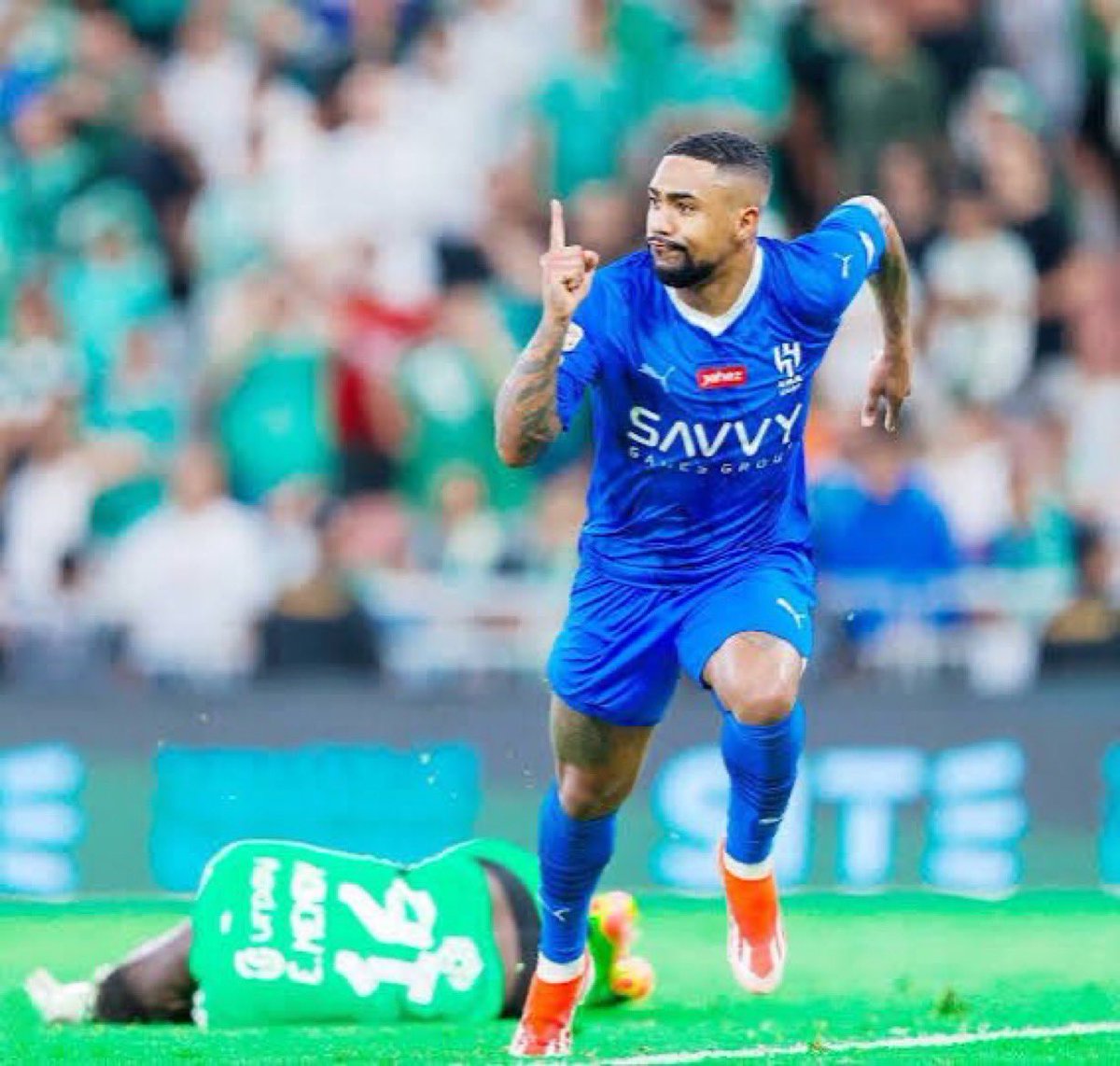 Najla☝️🤍💙 tweet media