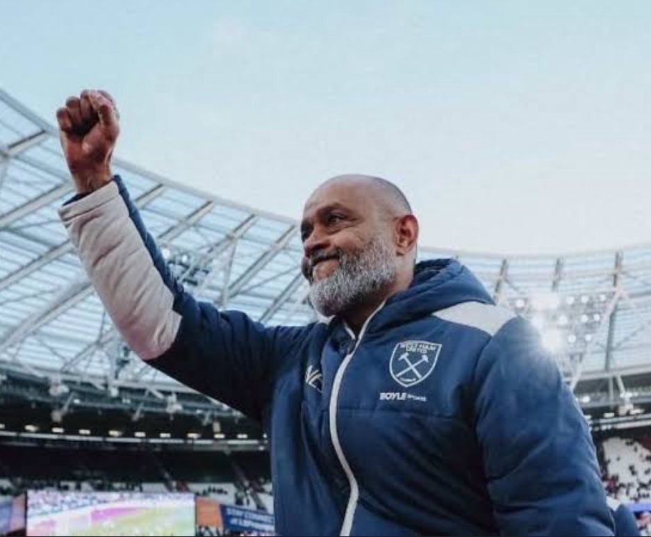 Limpy_Roro's tweet photo. When are we going to recognise Nuno Espirito Santo as a world class manager? https://t.co/yr0gIoPqDt