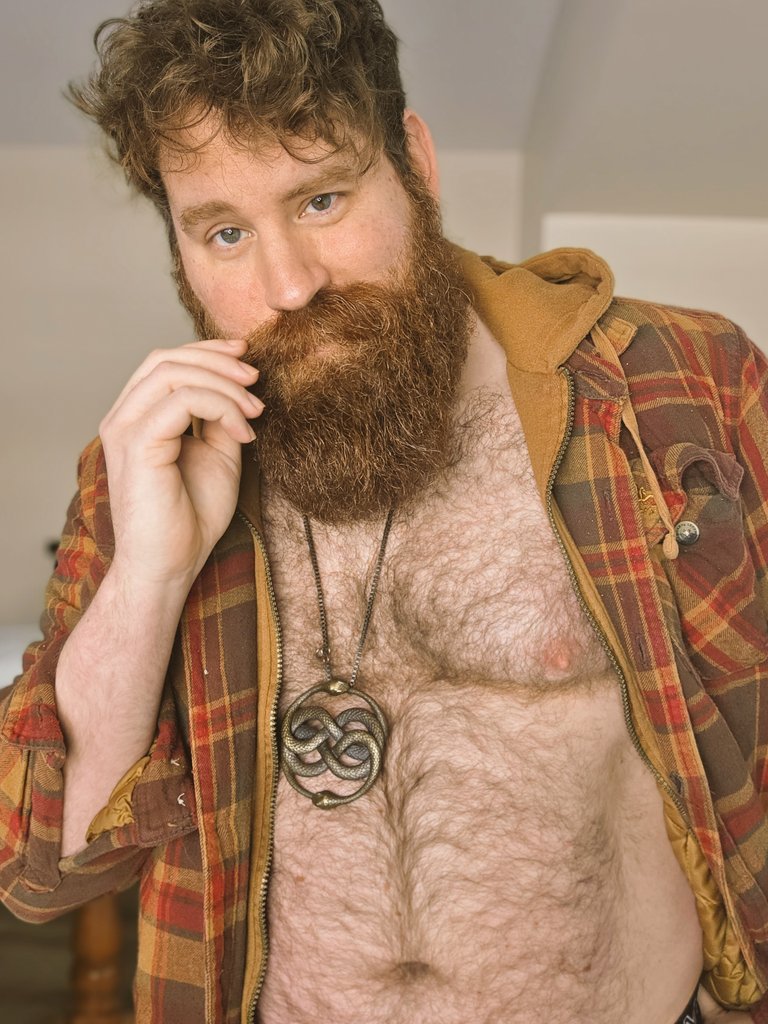 chadwayz11's tweet photo. Hi new friends, gaymers, pigs, pups, and bi furious buds! I'll be on the purple app today if you wanna say bonjout hi!

I'll start following you homies back once I decide if I wanna be able to open this app in public 🫡🐺😇 https://t.co/1jSfvE1vQ8