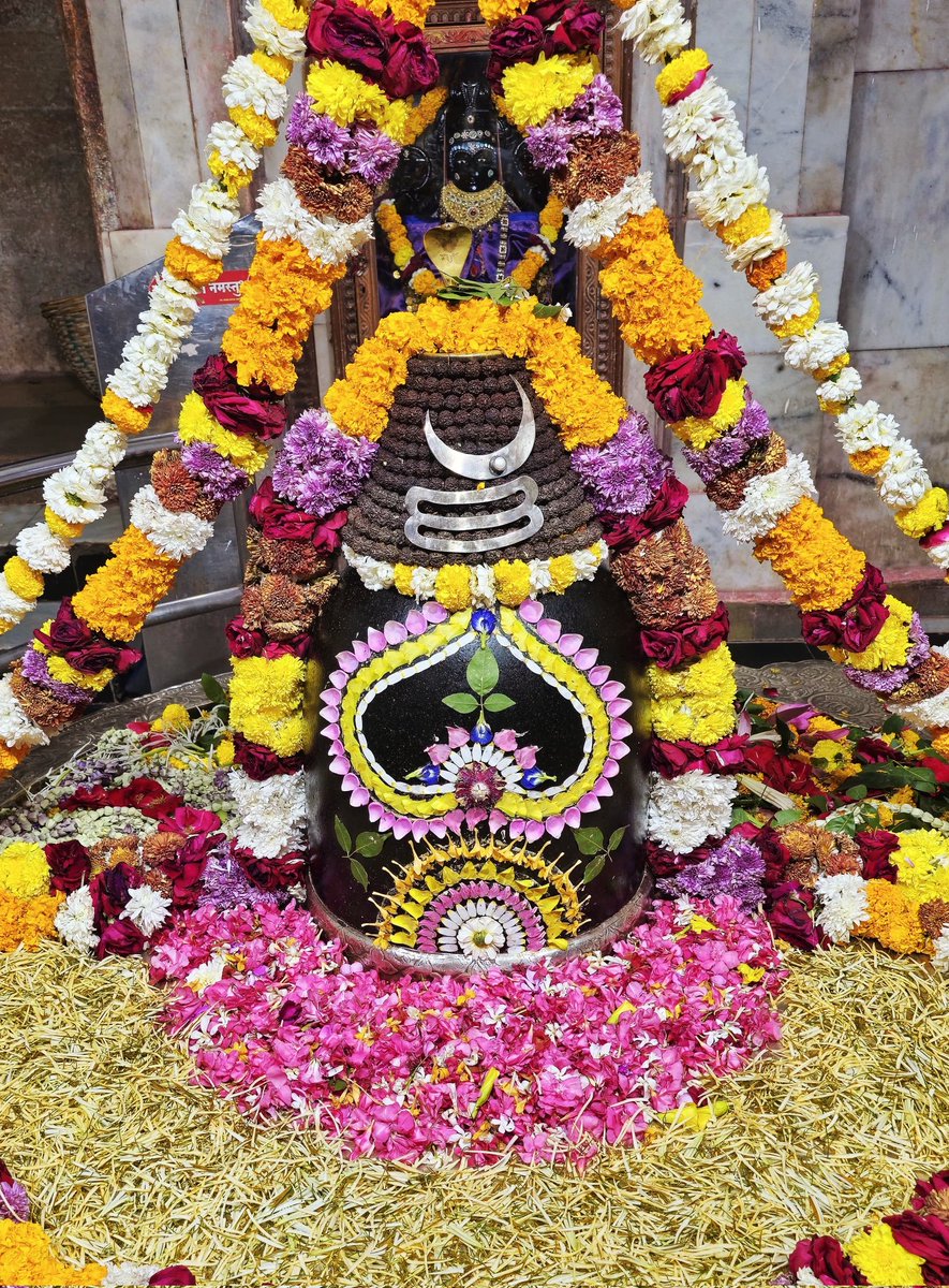 Somnath_Temple's tweet image. श्री अहल्याबाई मंदिर, प्रभासक्षेत्र - गुजरात (सौराष्ट्र)
दिनांकः 24 जनवरी  2026, माघ शुक्ल षष्ठी - शनिवार 
01267357