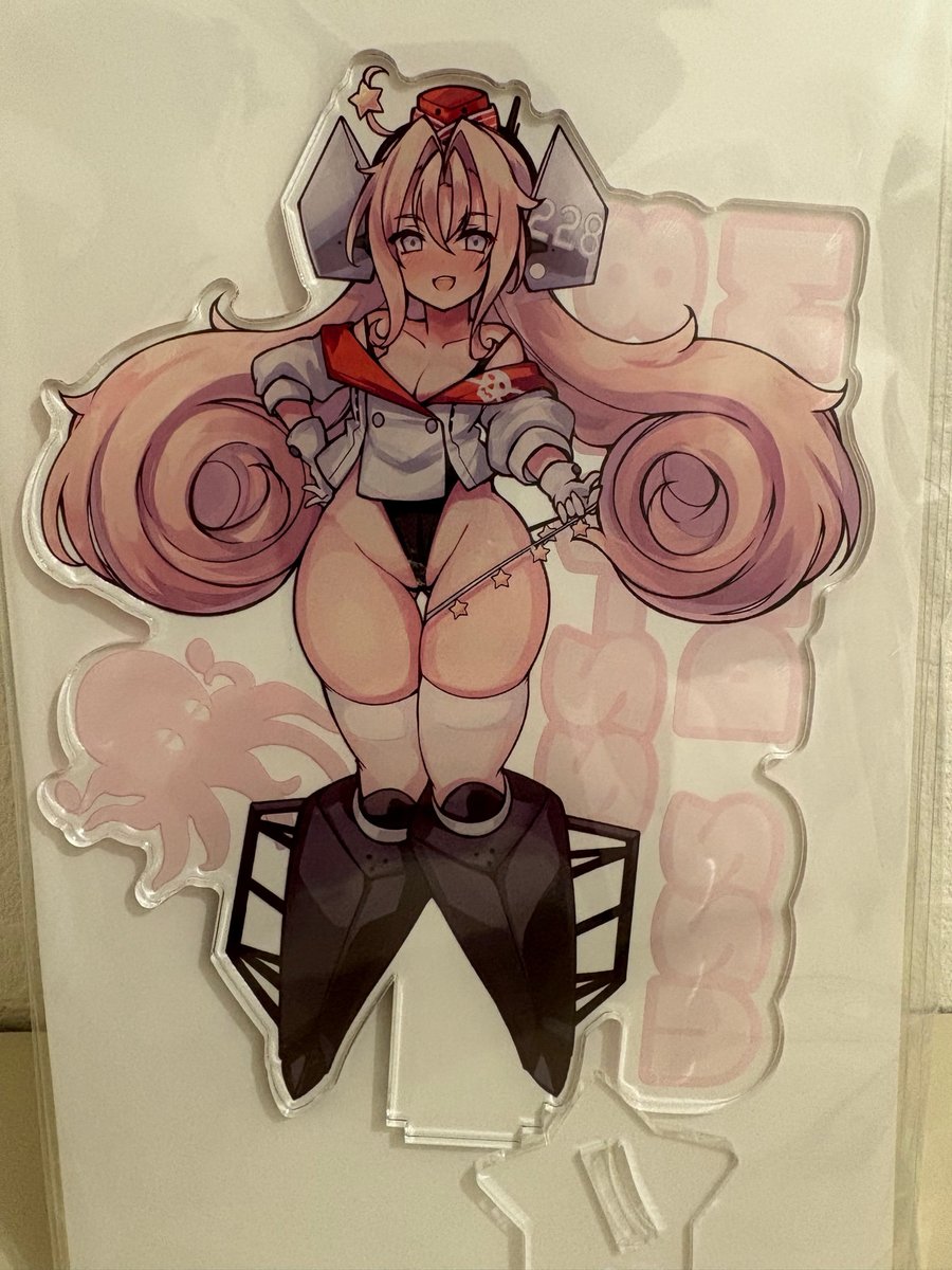 在庫僅少になっていたアクリルスタンドは先日メロンブックスに追加納品分を送ったので近日中に余裕がある数になると思います! https://t.co/LTRuanRlSd… 