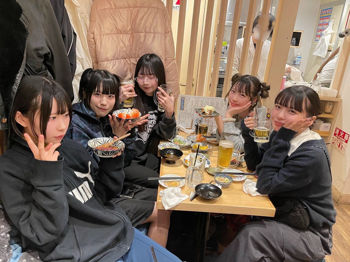 AFTERS_INFO's tweet photo. 東名阪ツアー初日おつかれMASIMASI🐷
#AFTERS #MASIMASI https://t.co/deaBHgURx4