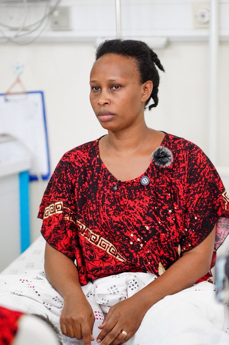 kampala_solomon's tweet image. You are a wonderful lady, you do not deserve this. Was happy to hear that you were alive but after I heard what happened to you it changed something in my brain. 
One day Ugandans will rise up against these tyrants. 
They broke into our house and tortured our helpers. 
They beat…