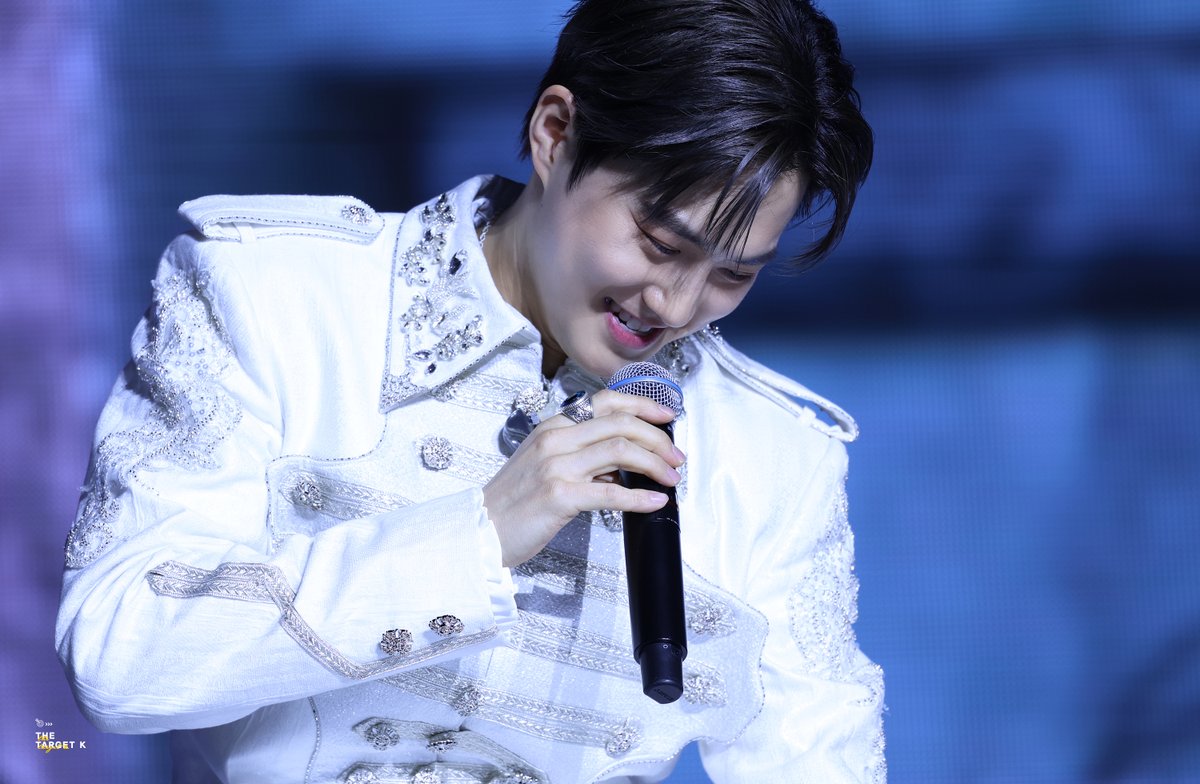 260119 EXO REVERXE 쇼케이스

토끼인가 싶다가도

#수호 #준면 #SUHO #スホ #金俊勉
<a href="/weareoneEXO/">EXO</a>