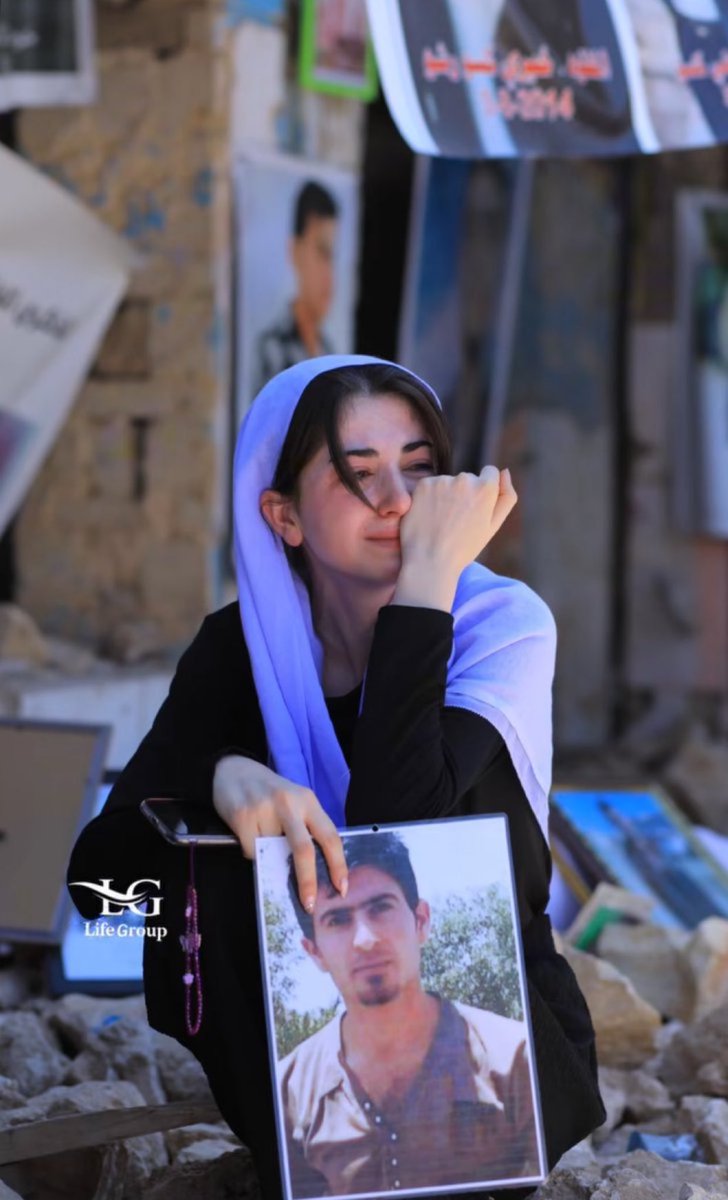 AzatAlsalim's tweet photo. This Yezidi girl was a child when lSlS kidnapped Yezidi women and killed Yezidi men for refusing to convert to lslam, she lost her family! https://t.co/3nYuKxOEG6