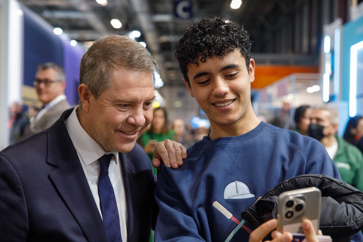 Agradecido por el enorme cariño recibido ayer en <a href="/fitur_madrid/">FITUR</a>, dentro y fuera del stand de Castilla-La Mancha. Un placer compartir y seguir sumando juntos. #FITUR2026 #Fitur