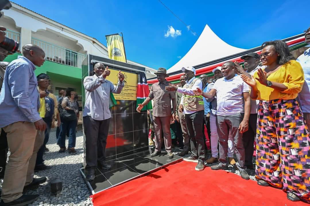 CS Mbadi and CS Chirchir landed in two choppers in Sindo yesterday  to re-launch the construction of the Mbita-Sindo-Sori Road. 

The contractor left Sindo with the equipment as soon as their choppers lifted. The  President <a href="/WilliamsRuto/">William Samoei Ruto, PhD</a> launched the construction of the same road