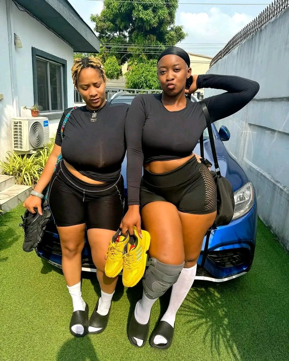 djdimplenippIe's tweet image. Facts about us