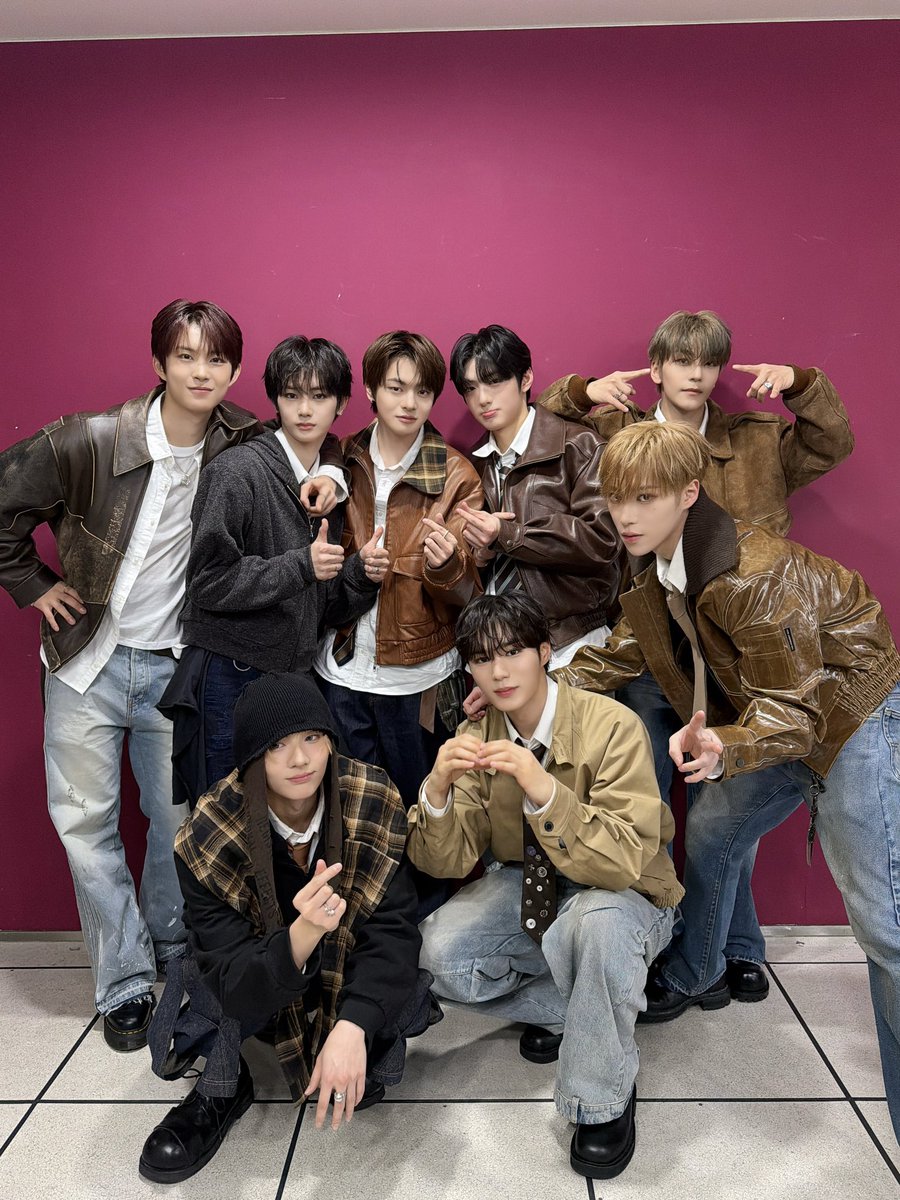 kbgmedia's tweet image. #ALD1    has become the first boy group in 9 years to secure a win on Music Core with their debut track, joining the ranks of #iKON, #WannaOne in this notable accomplishment.