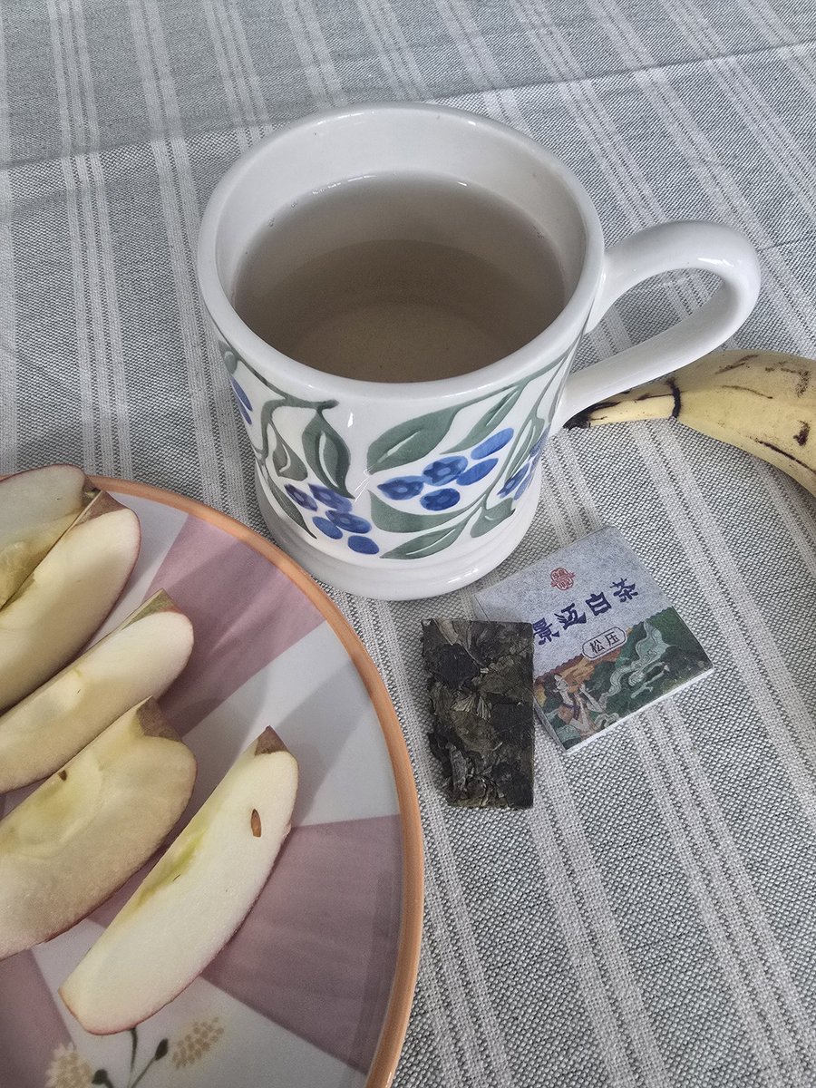 GreatTeaUK's tweet photo. Breakfast with white tea... We have a growning selection of white teas and just adore the little cakes/slices and tea coins. Easy to use!
#WhiteTea #Breakfast #BreakfastTea
#GreatTea
https://t.co/83z9bjTiX5 https://t.co/qgpYxpktqv