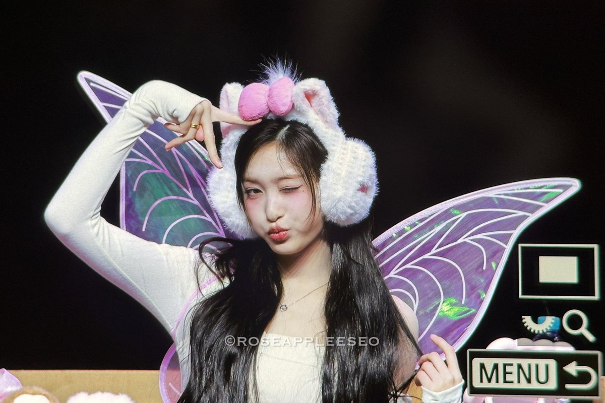 260124 😍😍😍😋

#IVE #아이브 #LEESEO #이서 #イソ 
<a href="/IVE_twt/">IVE</a>