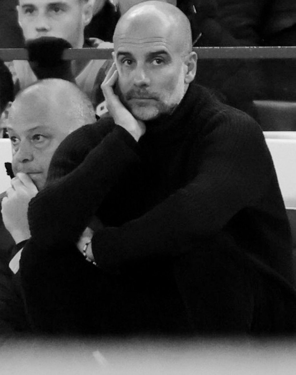 حتى دمع العين طوّل 
والألم عيا يطيب!