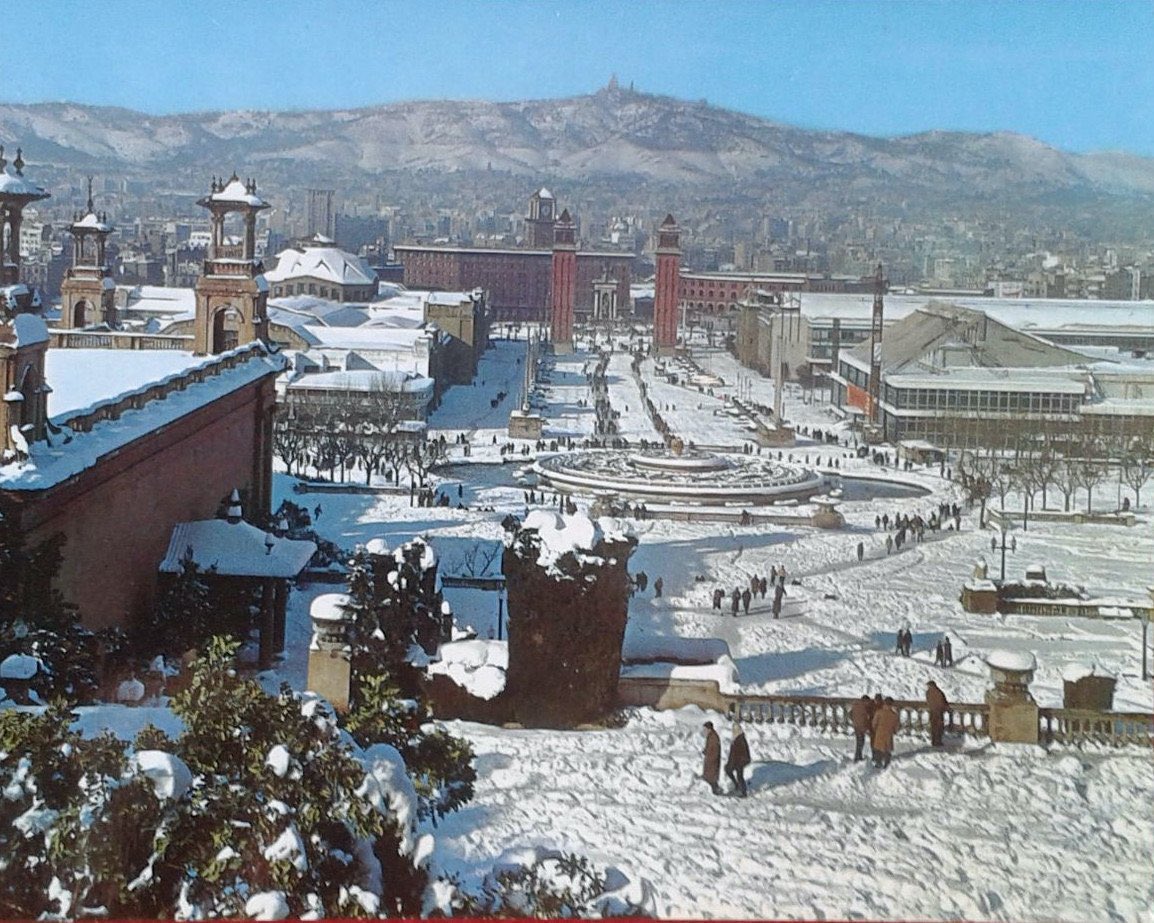 La gran nevada de 1962 a Barcelona.

📸Postal Soberanas
🎨Color original