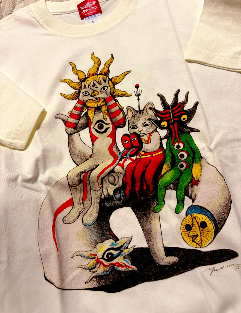 タローマン×ヒグチユウコ Tシャツ届いてきたーー！ あぁなんてかわいい