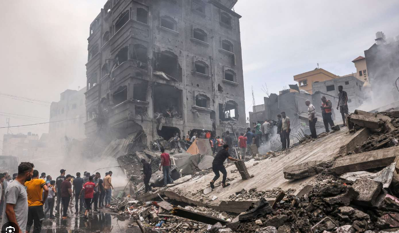 AHRW_Org's tweet photo. It’s strange that they first support #Israel in destroying Palestinian lives, homes, and infrastructure, then present themselves as saviors with a so-called peace plan.
#Gaza  #Trump https://t.co/Id7fCDSdsu