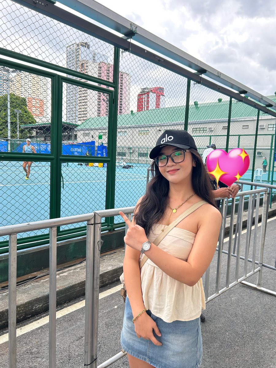 antoinettesmr's tweet photo. with the ph goat 🇵🇭 #WTA125Manila https://t.co/tu00saZija