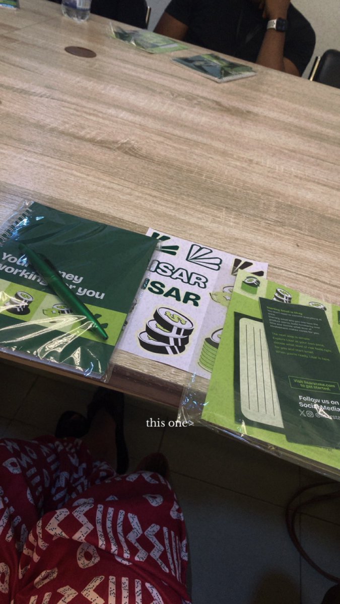 Amakaverse's tweet photo. First event of the year✨
@lisarstake 

PS: I got Merch alreadyyyyyy🤭😂 https://t.co/5pFB7X8fby
