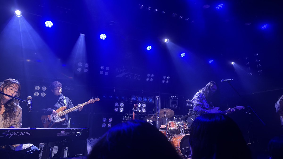 HxC_BlackMurder's tweet image. 단편선 순간들 공연 시작 #단편선순간들 #DanpyunsunAndTheMomentsEnsemble #four #WestBridgeLiveHall #웨스트브릿지라이브홀
