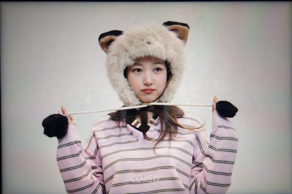 CodeNameSowon's tweet photo. 260124 pre 🥰🥰🥰🥰
#여자친구 #GFRIEND 🥇
#김소원 #KIMSOWON
#소원 #SOWON https://t.co/zsBTM8AhaF