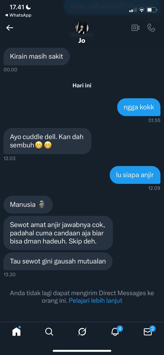 codigobabe's tweet image. bayangin… ga kenal ga apa tiba-tiba hap dipeluk stranger. gue sih marah ya. 

malu dia tertolak ges, candaaa.