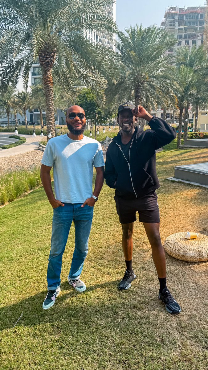 tayoainafilms's tweet image. Spent my last day in Dubai having amazing conversations with @mreazi .Life is Eazi✨